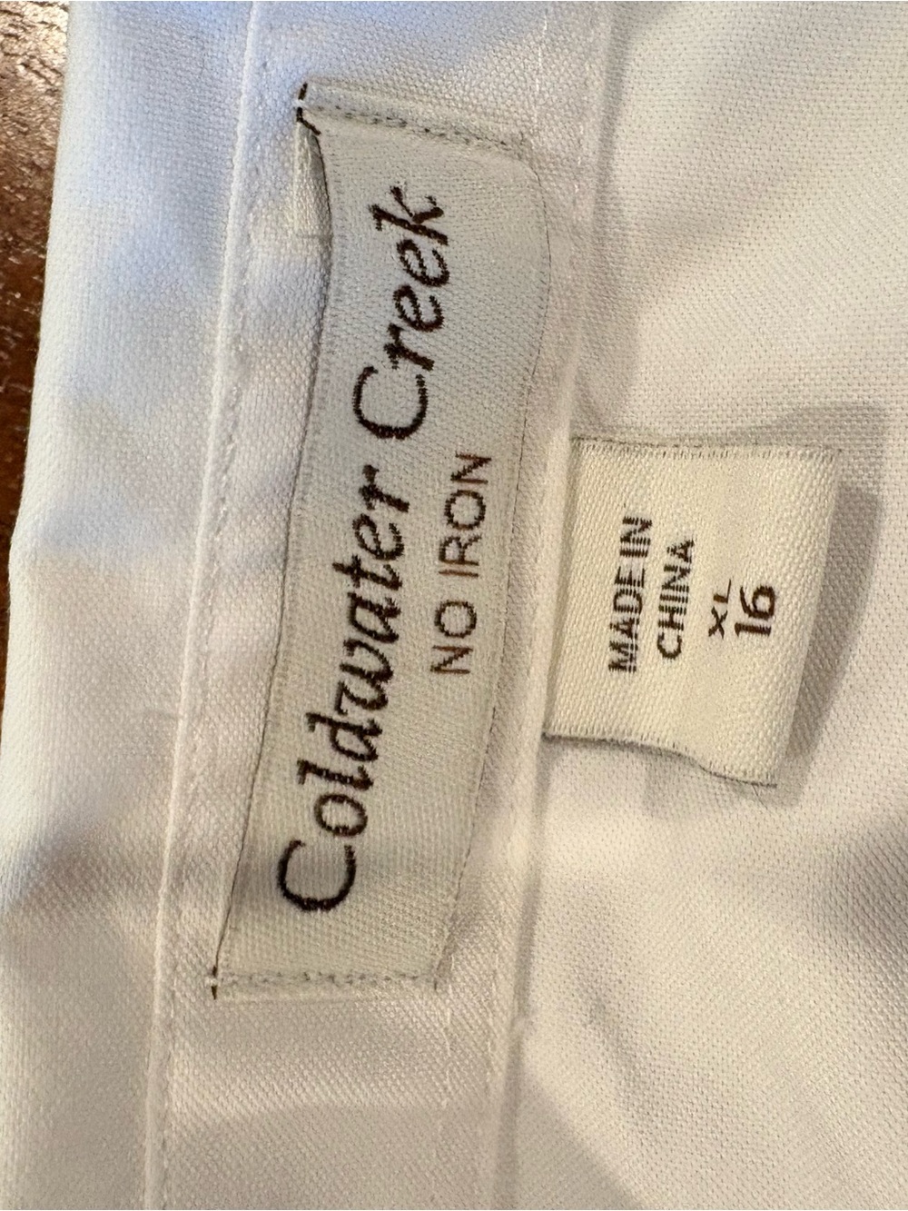 Coldwater Creek White Button-Front Collared Shirt, size XL no iron - Picture 4 of 5
